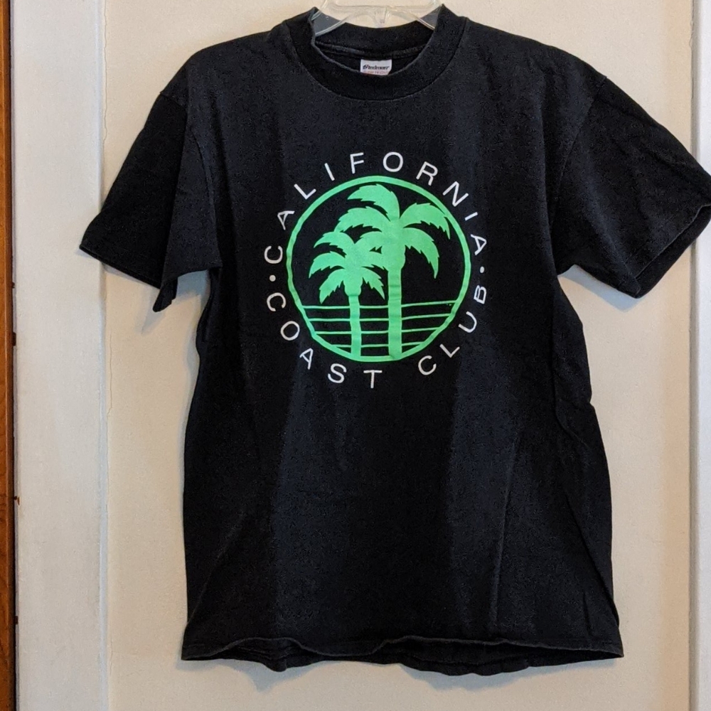 California Coast Club Black T-shirt Top size Large